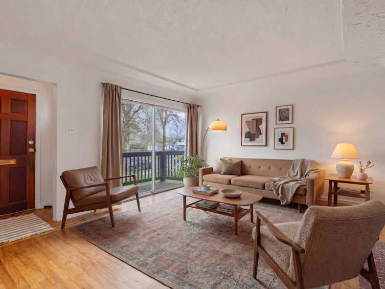 2580 E 19th Avenue, Vancouver, BC, V5M 2S3 - 9