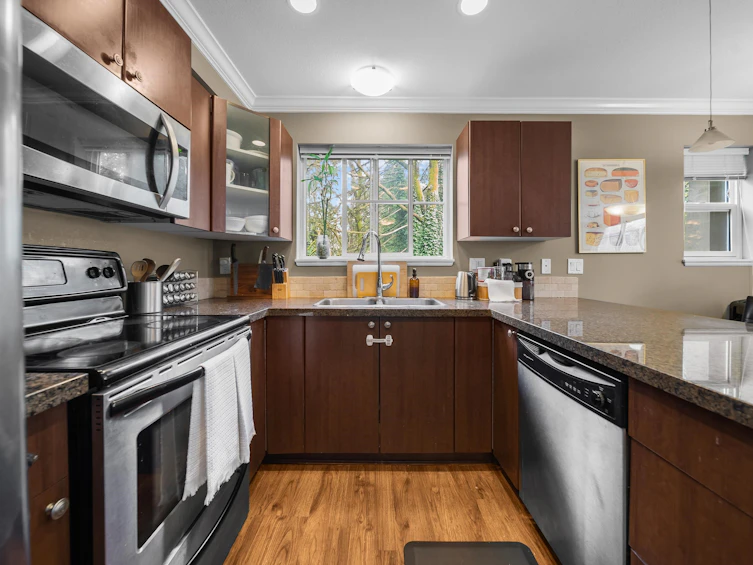206-5488 198 Street, Langley, BC, V3A 1G2 - 8