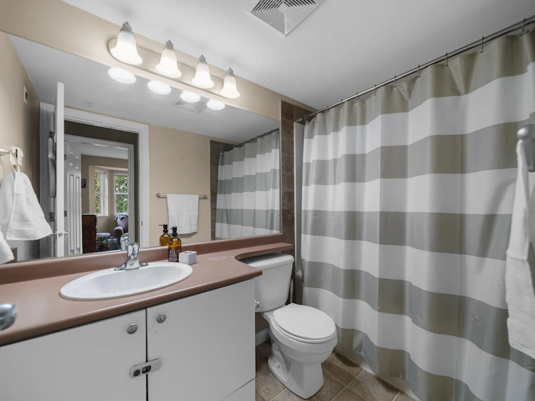 206-5488 198 Street, Langley, BC, V3A 1G2 - 22
