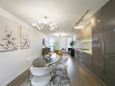 608-189 Keefer Street - 2