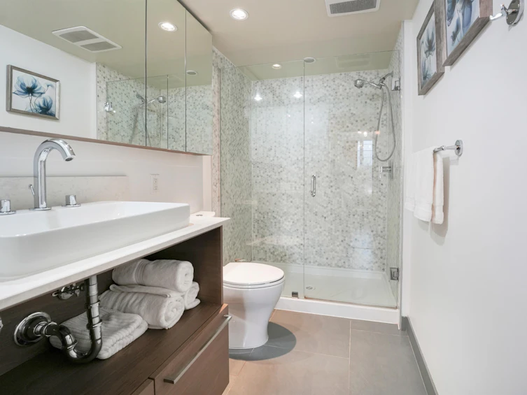 608-189 Keefer Street, Vancouver, BC, V6A 0C8 - 9