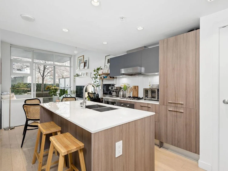 328-2220 Kingsway Street, Vancouver, BC, V5N 2T7 - 5