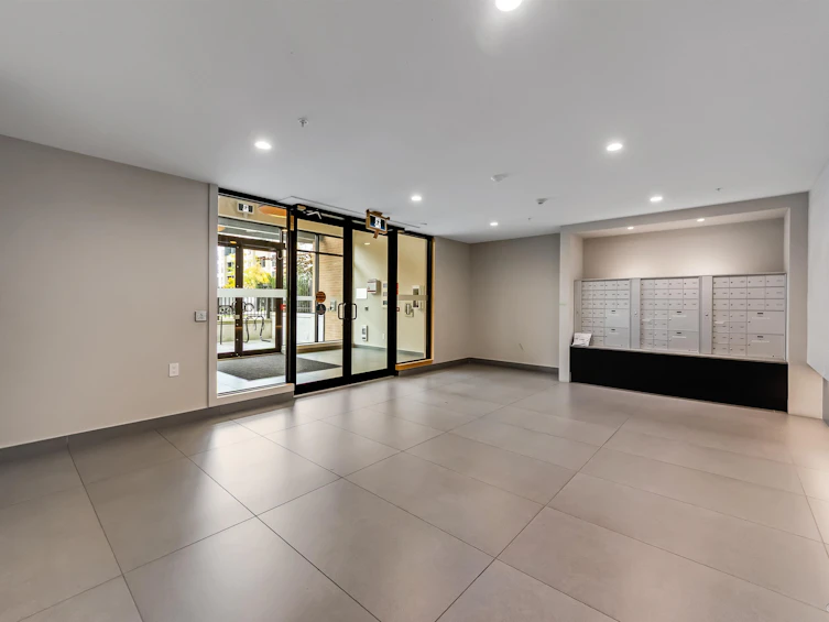606-20052 83a Avenue, Langley, BC, V2Y 3P4 - 2