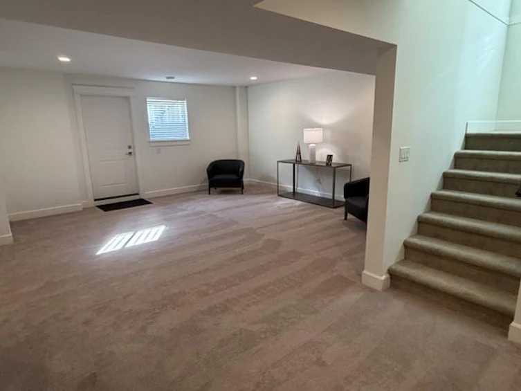 2688 164 Street, Surrey, BC, V3Z 0P3 - 26