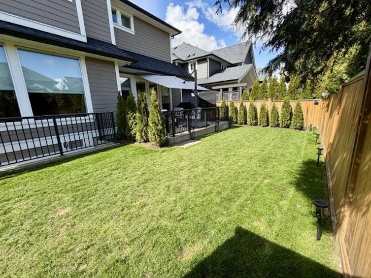 2688 164 Street, Surrey, BC, V3Z 0P3 - 9