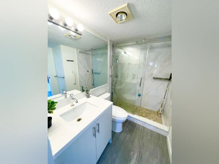 312-8591 Westminster Highway, Richmond, BC, V6X 3E2 - 2