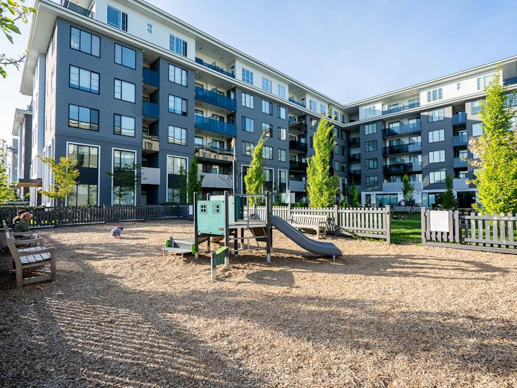 307-15858 Fraser Highway, Surrey, BC, V4N 6X4 - 39