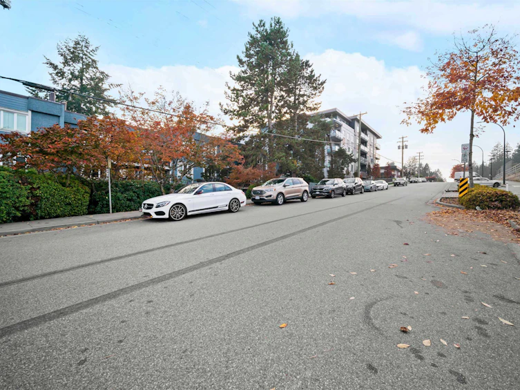 203-1122 King Albert Avenue, Coquitlam, BC, V3J 1X7 - 2
