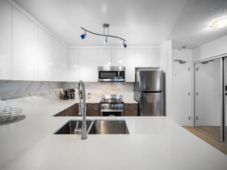 203-1122 King Albert Avenue, Coquitlam, BC, V3J 1X7 - 8