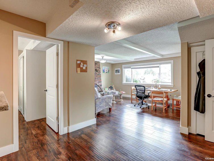 2064 156a Street, Surrey, BC, V4A 6S3 - 33