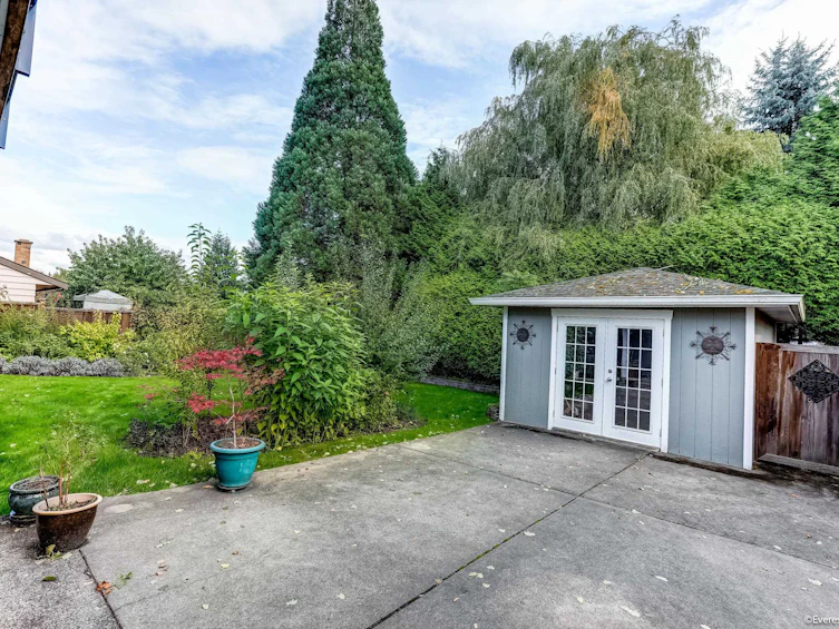 2064 156a Street, Surrey, BC, V4A 6S3 - 25