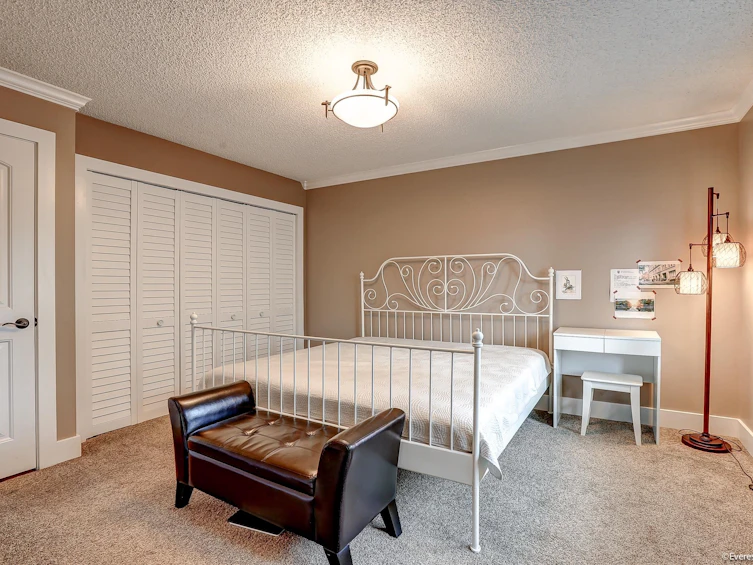 2064 156a Street, Surrey, BC, V4A 6S3 - 16