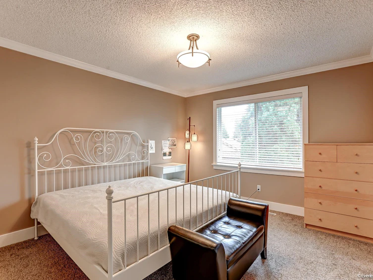 2064 156a Street, Surrey, BC, V4A 6S3 - 17