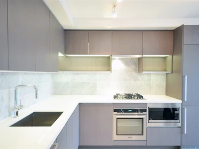 802-3131 Ketcheson Road - 2