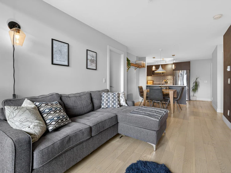 413-2477 Carolina Street, Vancouver, BC, V5T 0G8 - 2