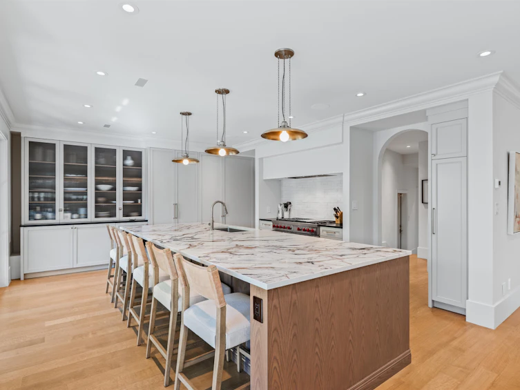 4374 Erwin Drive, West Vancouver, BC, V7V 1H6 - 8