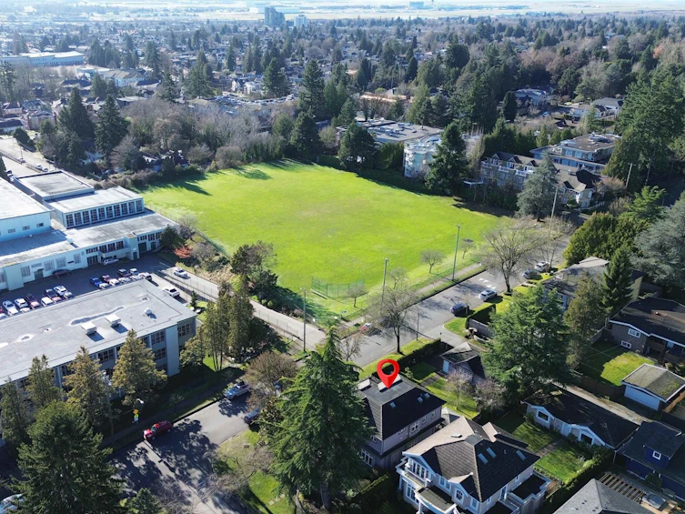 6981 Laurel Street, Vancouver, BC, V6P 3T6 - 38