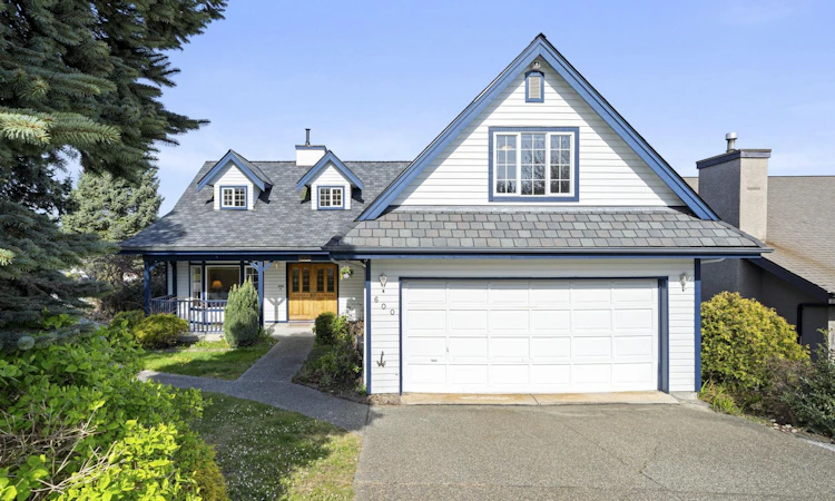 600 Clearwater Way