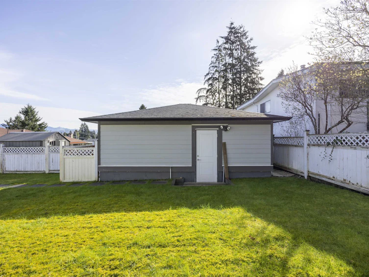 4036 Moscrop Street, Burnaby, BC, V5G 2E3 - 37