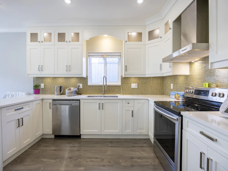 4036 Moscrop Street, Burnaby, BC, V5G 2E3 - 11