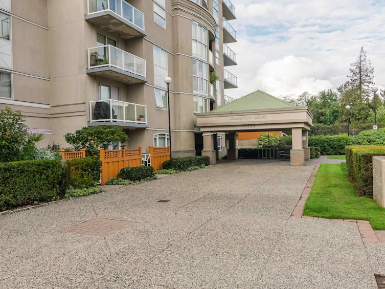 1301-10523 University Drive, Surrey, BC, V3T 5T8 - 2