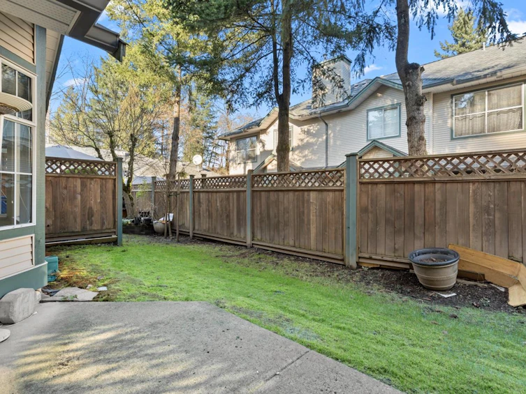 125-8655 King George Boulevard, Surrey, BC, V3W 5C4 - 8
