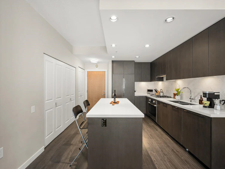 303-3188 Riverwalk Avenue, Vancouver, BC, V5S 0E7 - 5