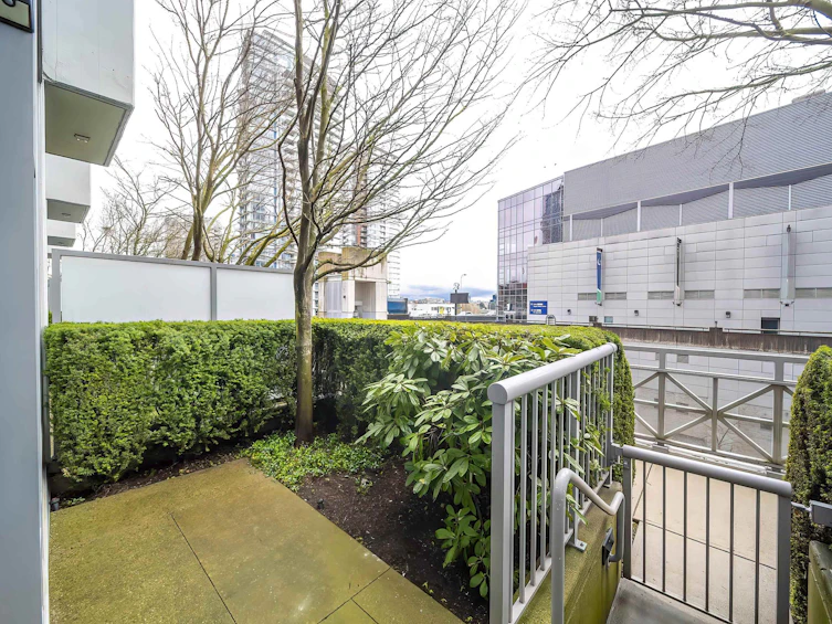 119 Regiment Square, Vancouver, BC, V6B 1X5 - 12