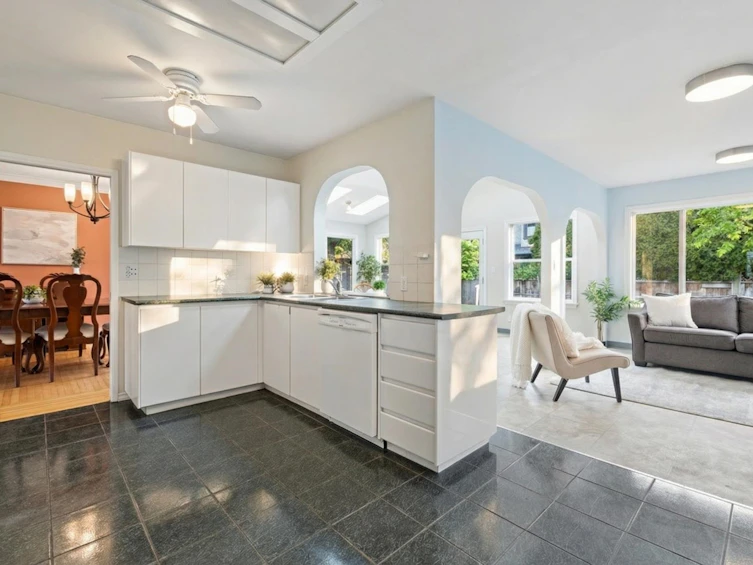 972 Beaconsfield Road, North Vancouver, BC, V7R 1T2 - 8