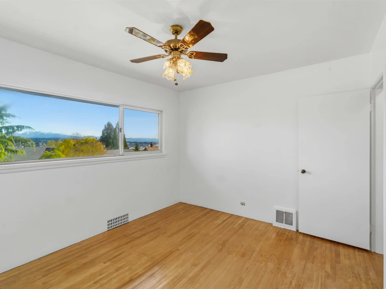 922 Surrey Street, New Westminster, BC, V3L 4W2 - 18