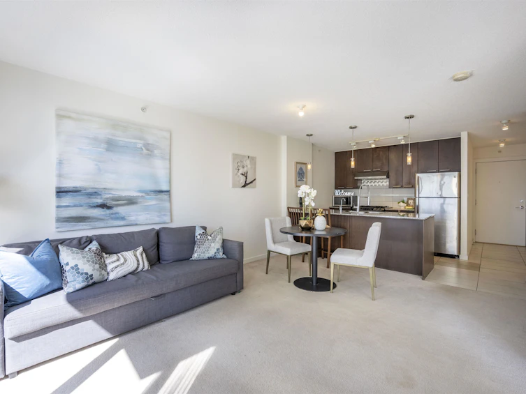 811-5811 No. 3 Road, Richmond, BC, V6X 2C9 - 2