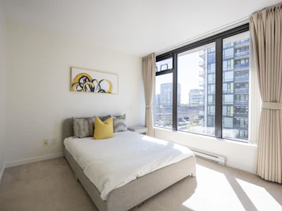 811-5811 No. 3 Road - 5