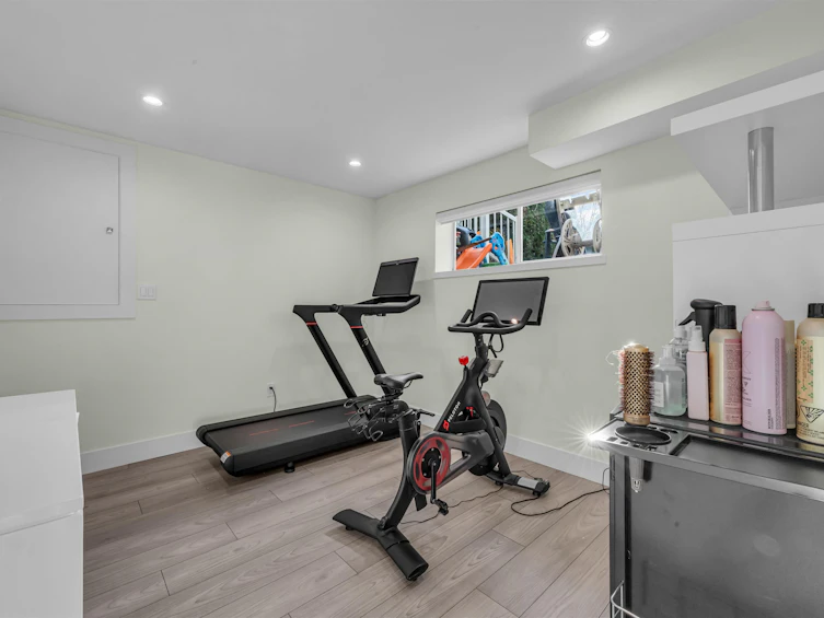 633 Fir Street, North Vancouver, BC, V7M 1W3 - 32