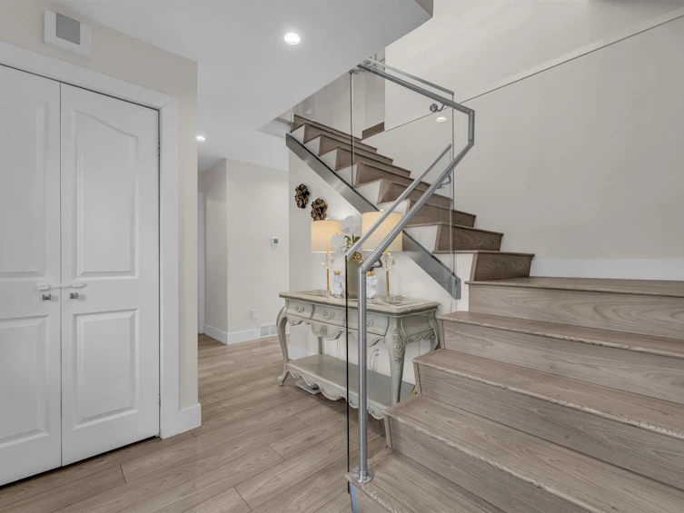 633 Fir Street, North Vancouver, BC, V7M 1W3 - 16