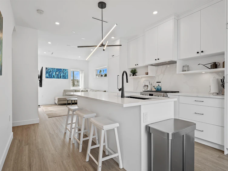 225 E 57th Avenue, Vancouver, BC, V5X 1S6 - 8