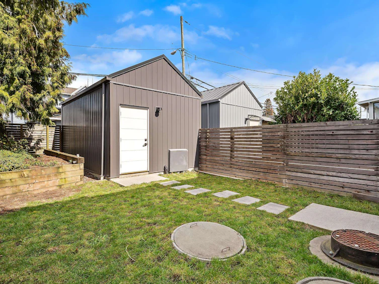 225 E 57th Avenue, Vancouver, BC, V5X 1S6 - 28