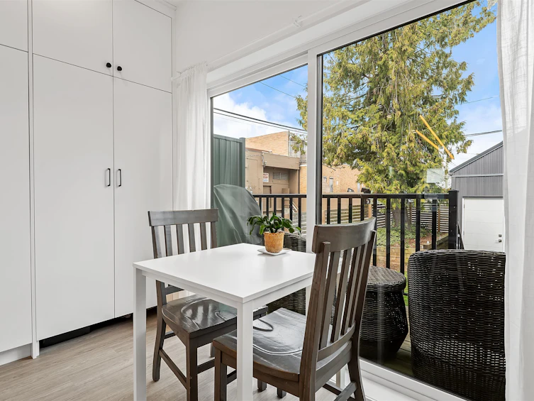 225 E 57th Avenue, Vancouver, BC, V5X 1S6 - 15