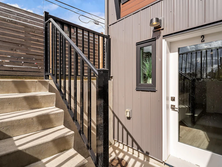 225 E 57th Avenue, Vancouver, BC, V5X 1S6 - 30