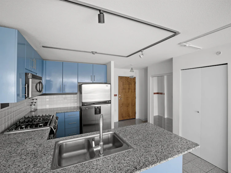 1404-188 E Esplanade, North Vancouver, BC, V7L 4Y1 - 15