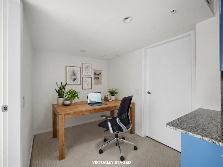 1404-188 E Esplanade, North Vancouver, BC, V7L 4Y1 - 10