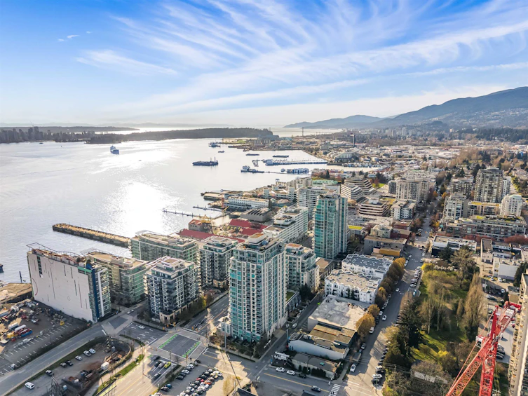 1404-188 E Esplanade, North Vancouver, BC, V7L 4Y1 - 30
