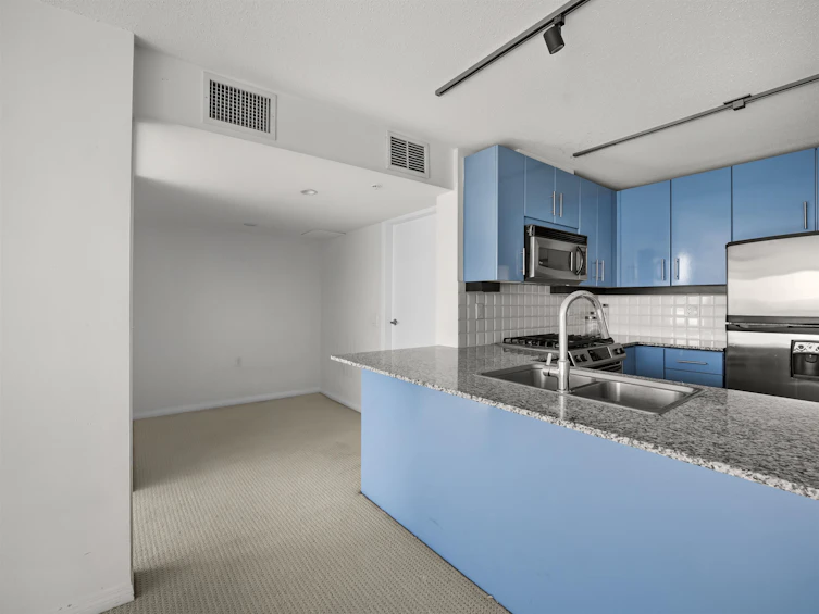 1404-188 E Esplanade, North Vancouver, BC, V7L 4Y1 - 12