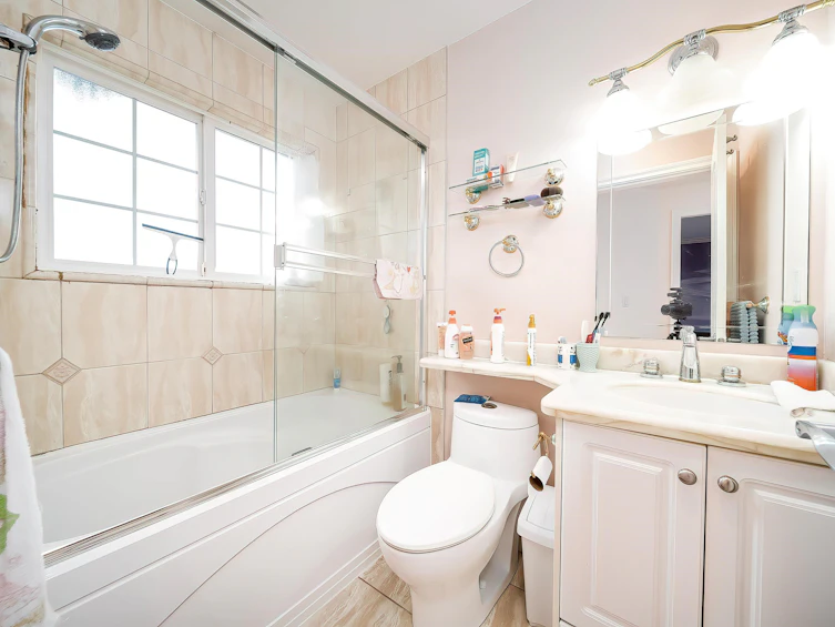 4706 Sardis Street, Burnaby, BC, V5H 1L5 - 14