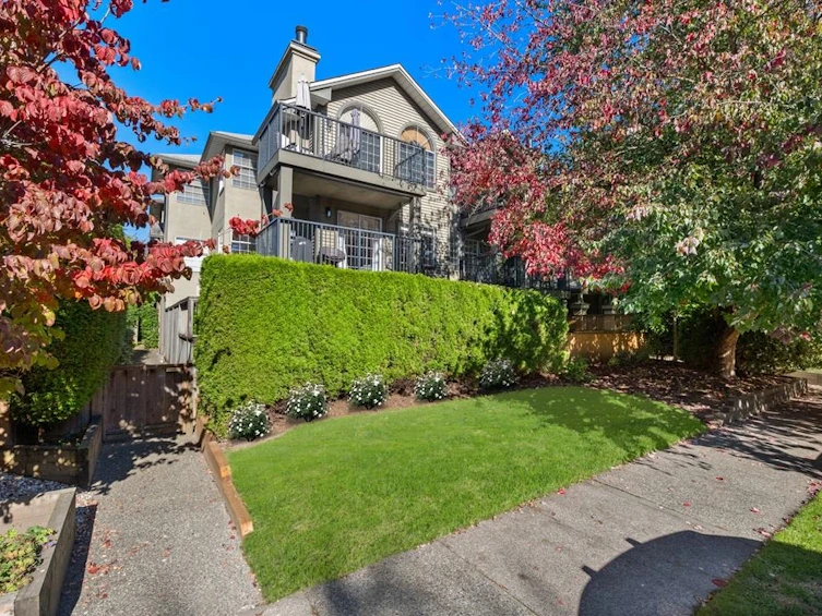 104-925 W 15th Avenue, Vancouver, BC, V5Z 1S1