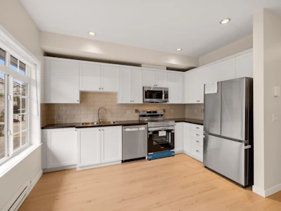 36-6852 193 Street - 4