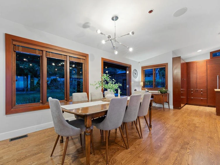 124 Carisbrooke Crescent, North Vancouver, BC, V7N 2S1 - 18