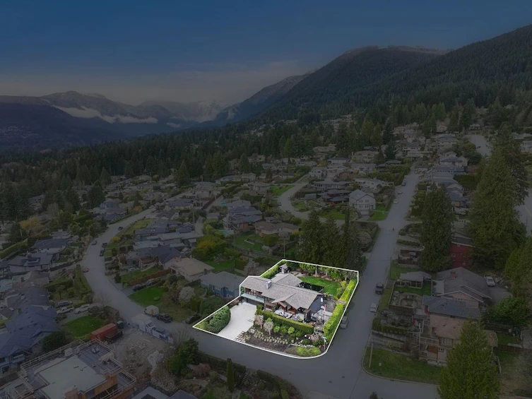 124 Carisbrooke Crescent, North Vancouver, BC, V7N 2S1 - 38