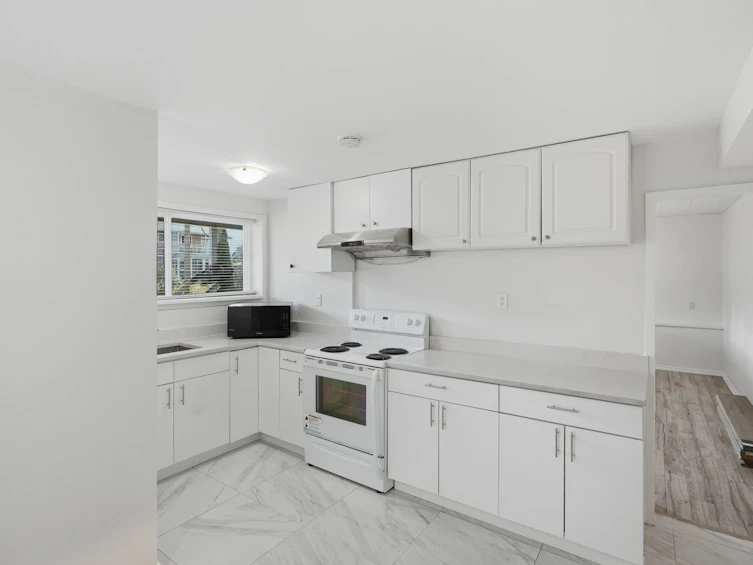 1106 Duthie Avenue, Burnaby, BC, V5A 2R4 - 20