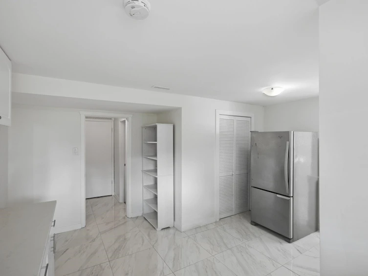 1106 Duthie Avenue, Burnaby, BC, V5A 2R4 - 25
