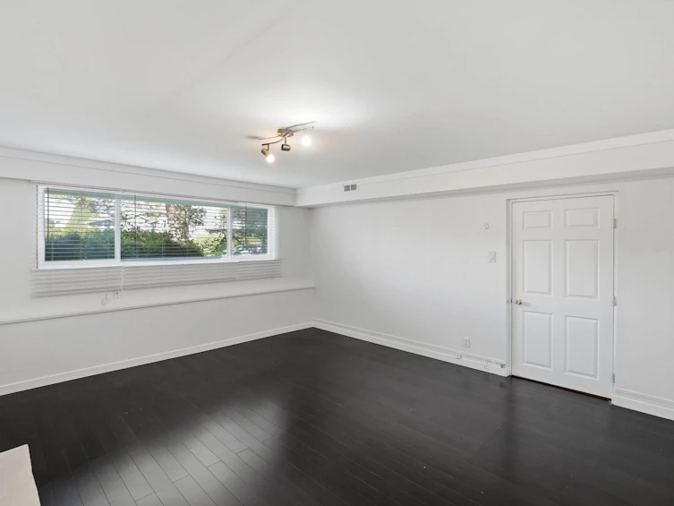 1106 Duthie Avenue, Burnaby, BC, V5A 2R4 - 28